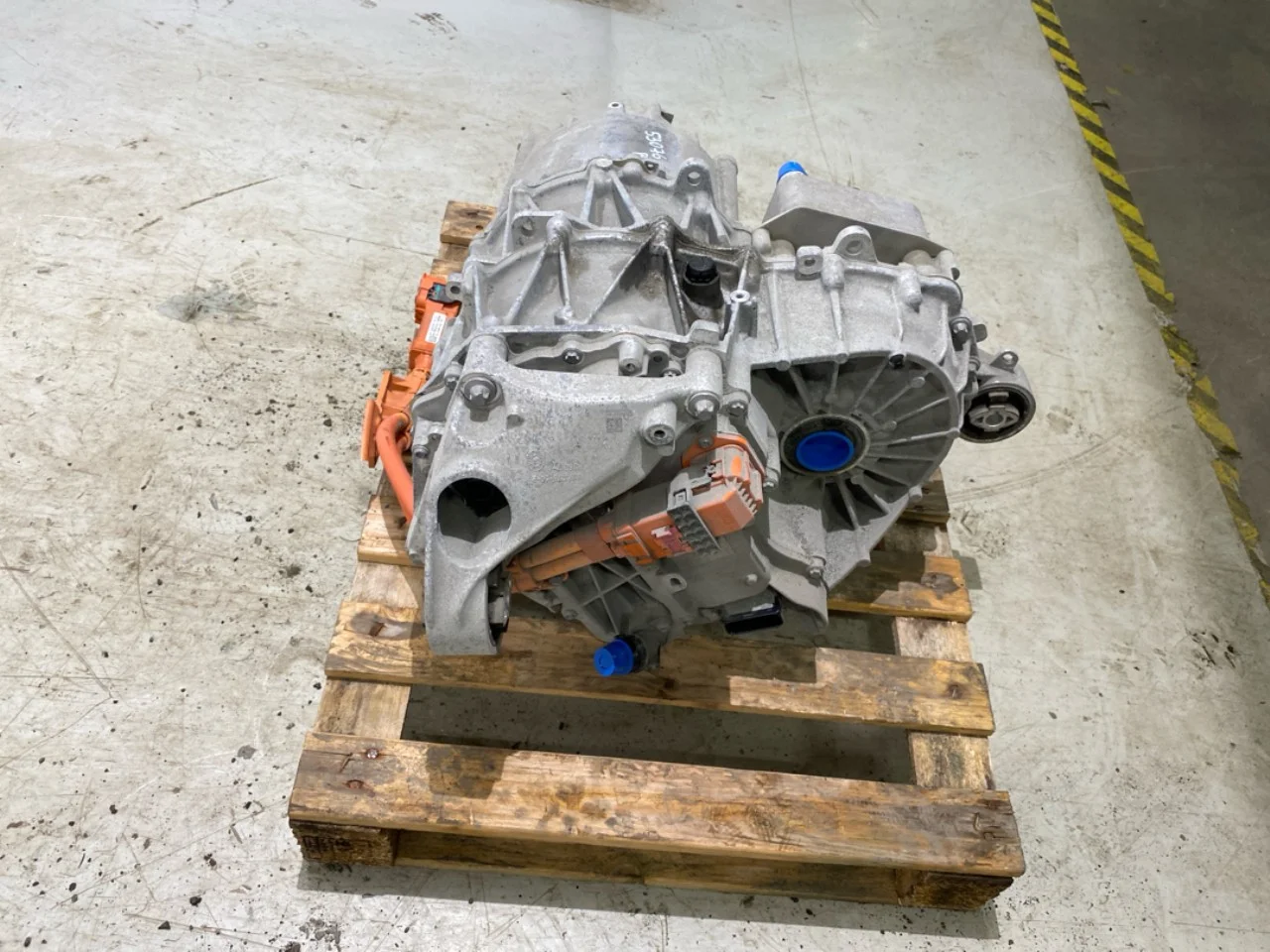 Tesla MODEL 3 2024- Elektromos motor, hátsó nézet 2
