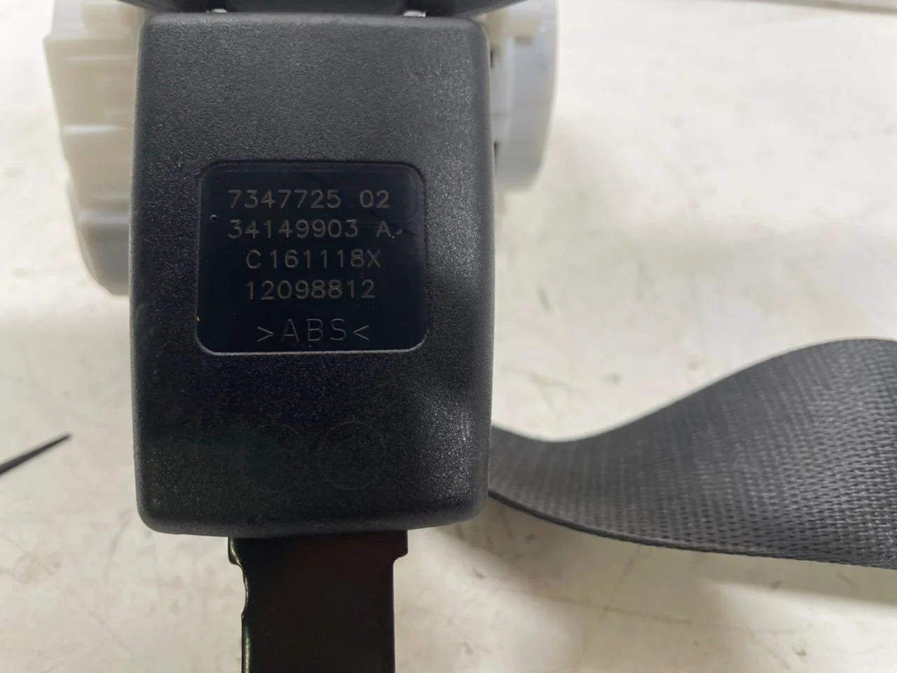 BMW I3 I01 2013-22 Biztonsági öv, hátsó, bal nézet 3