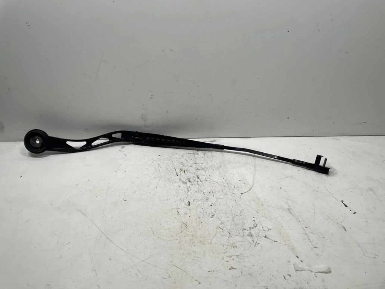 BMW I3 I01 2013-22 Ablaktörlő kar(ok), szélvédő nézet 4