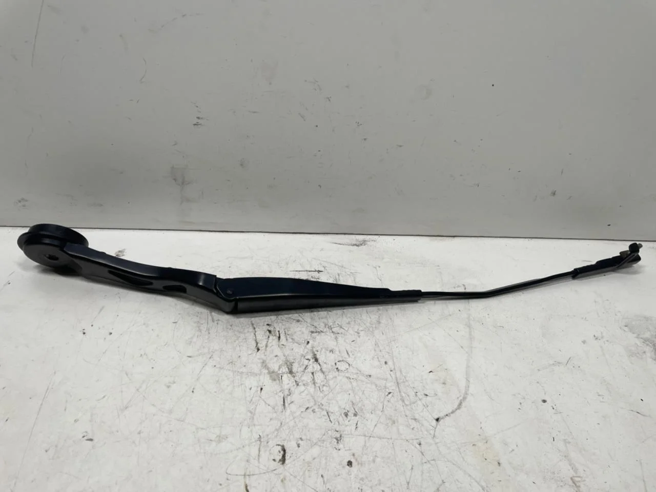 BMW I3 I01 2013-22 Ablaktörlő kar(ok), szélvédő nézet 2