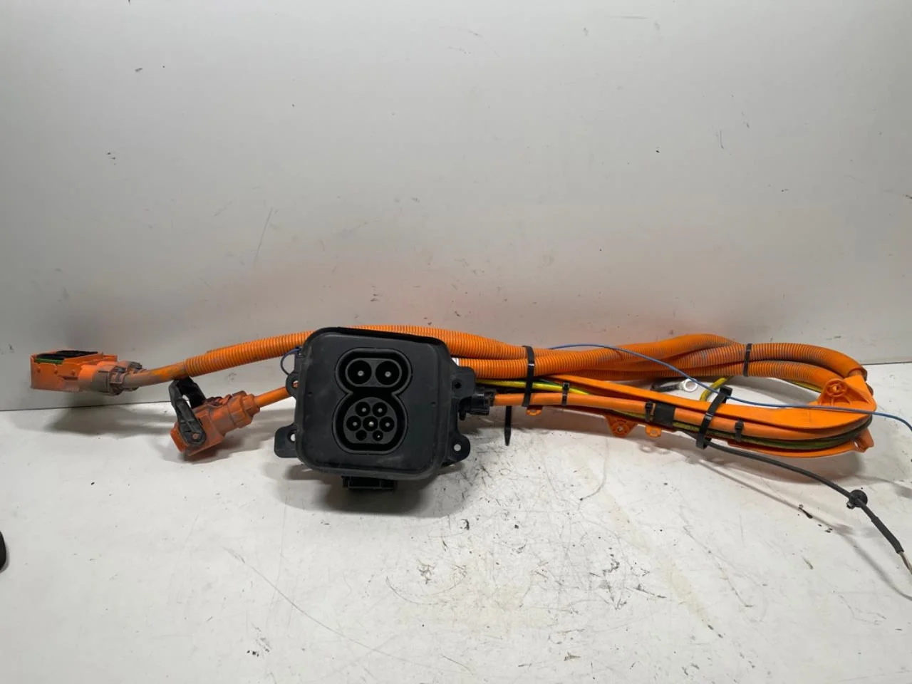 BMW I3 I01 2013-22 Capac port încărcare, electric / hibrid