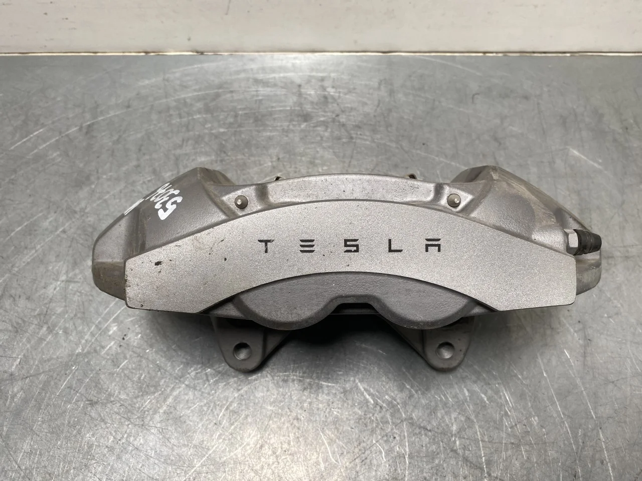 Tesla MODEL 3 2024- Féknyereg, első, bal