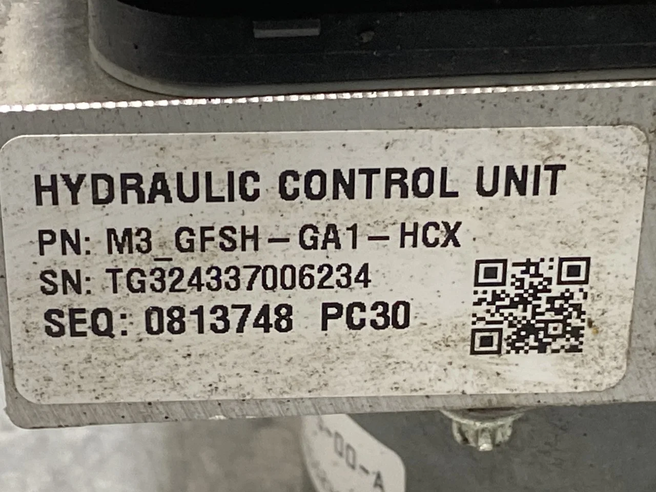 Tesla MODEL 3 2024- ABS hidraulika egység (tömb) nézet 3