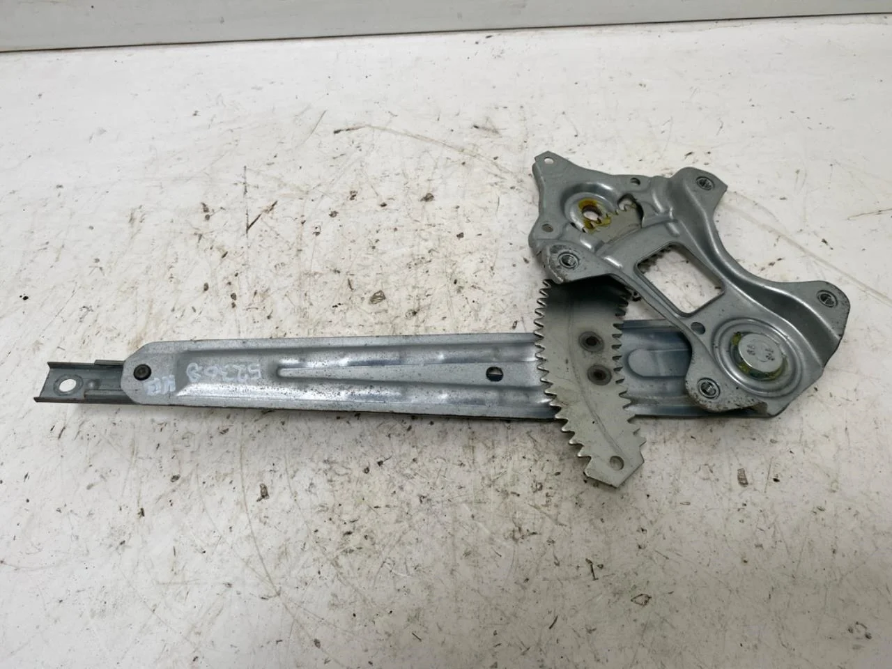 Nissan LEAF 2017-24 Electric window regulator, complete