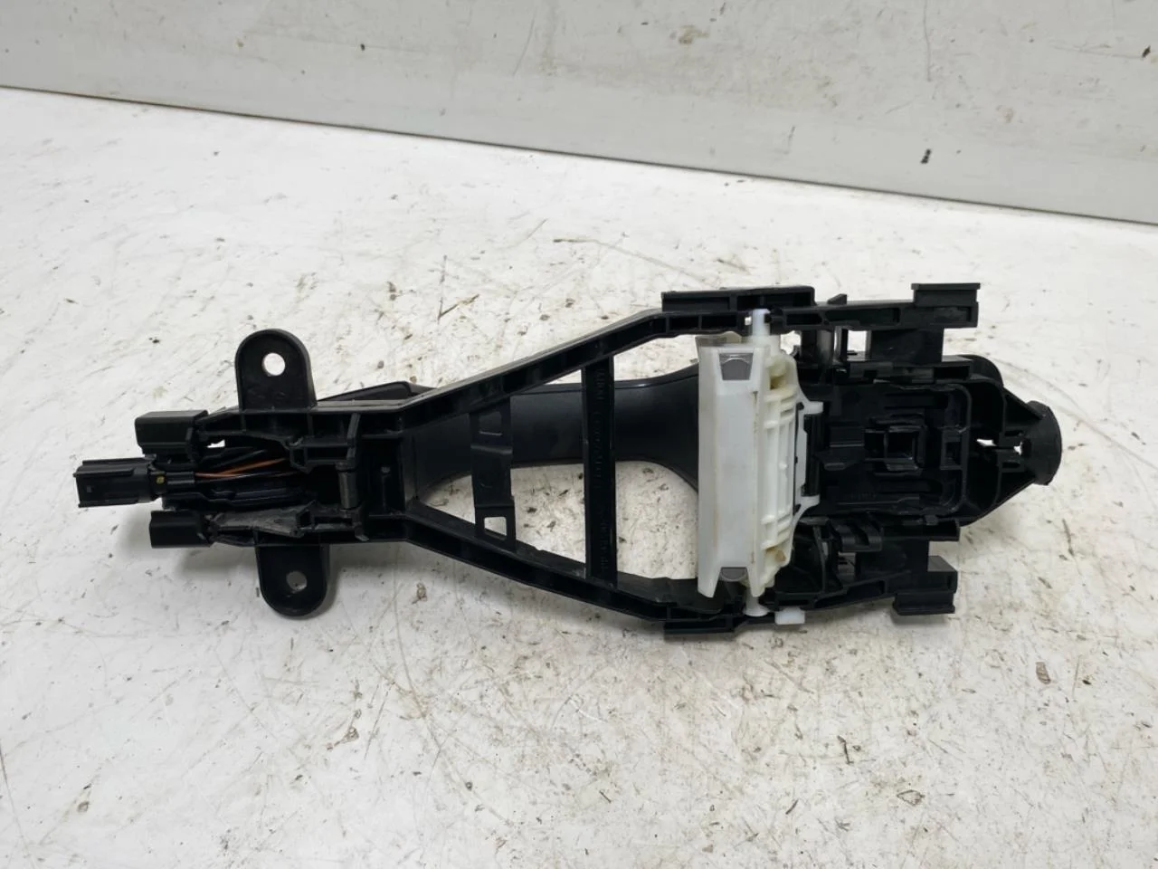 Volvo XC40/RECHARGE 2018- Ajtó külső kilincs, jobb nézet 3