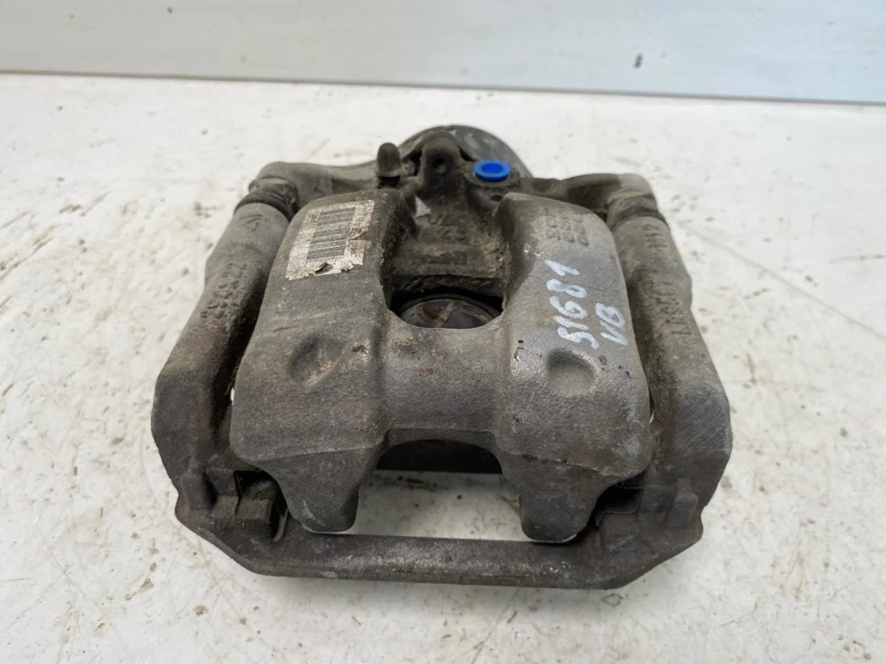 Opel / Vauxhall VIVARO 2020- Rear left brake caliper