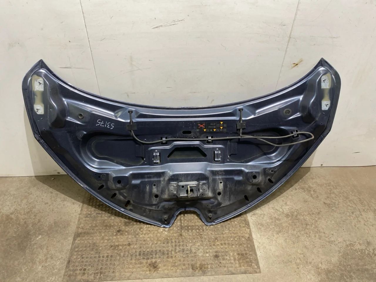 Renault ZOE/E- TECH 2013--> Bonnet view 4