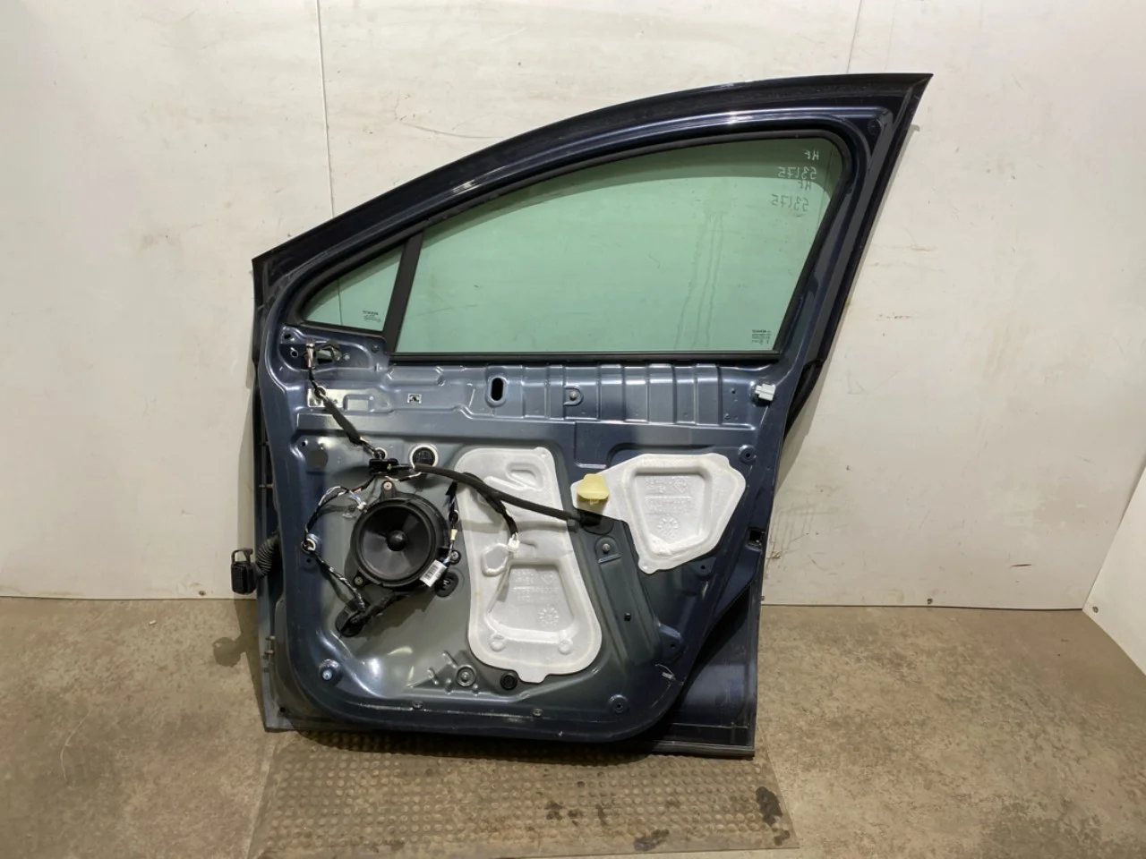 Renault ZOE/E- TECH 2013--> Ajtó, 4 ajtós, első, jobb nézet 2