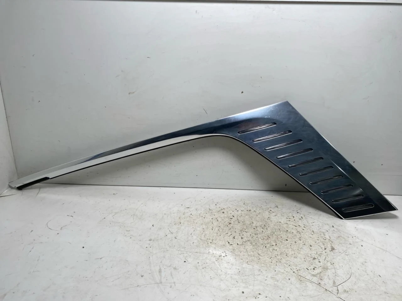 Hongqi E-HS9 2022- Trim molding, other