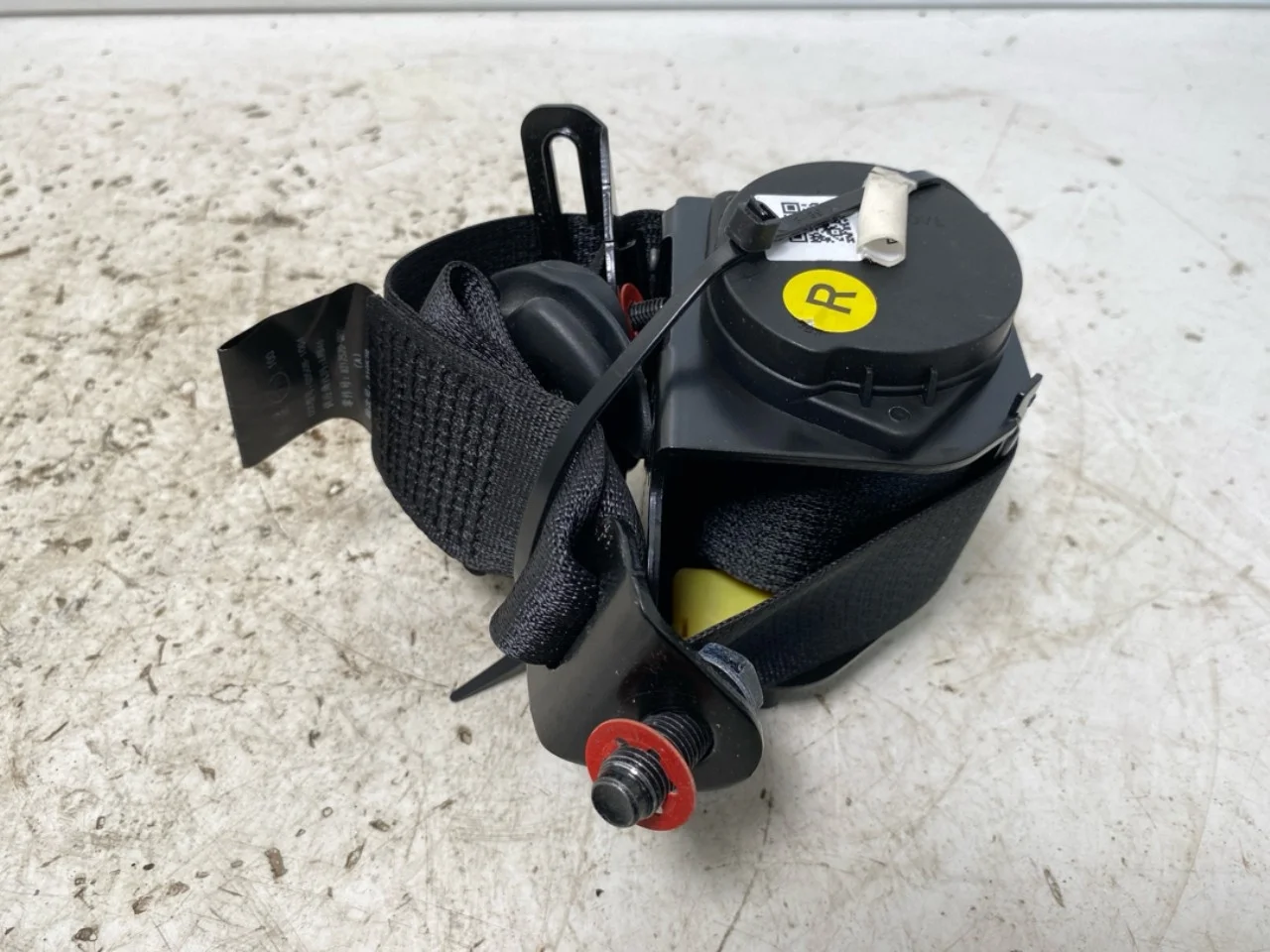 Hongqi E-HS9 2022- Rear right seat belt