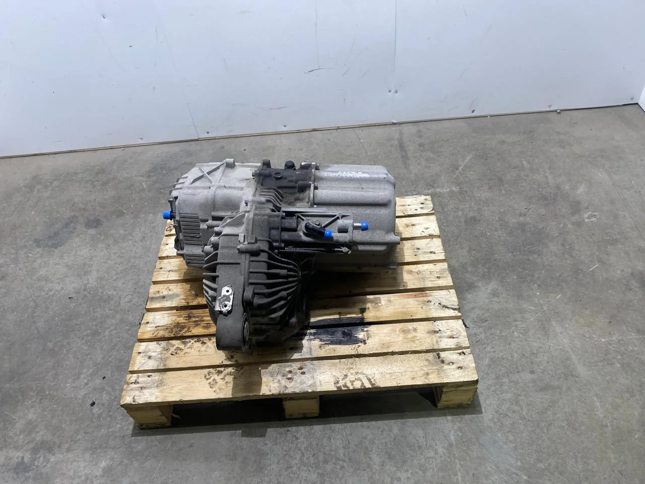 Tesla MODEL S 2013- Elektromos motor, hátsó