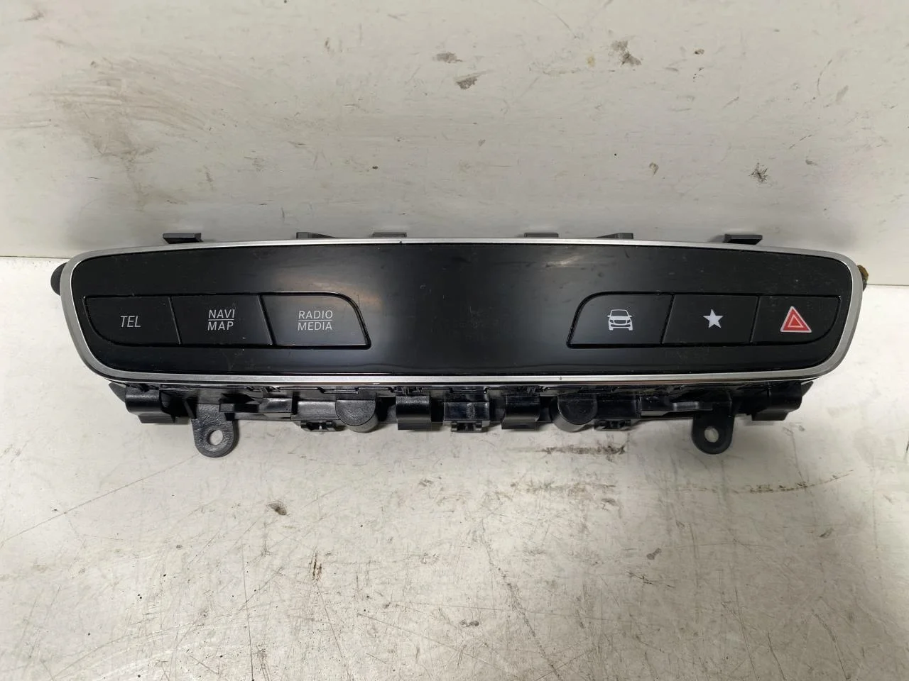 Mercedes V W447//W640/W448 2014- Other switches view 2