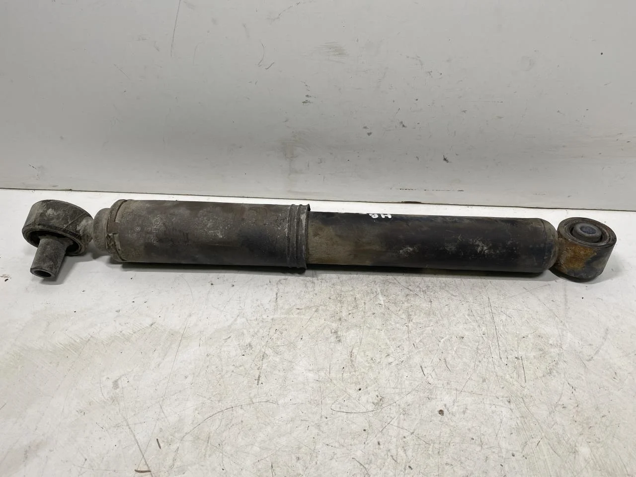 Mercedes V W447//W640/W448 2014- Shock absorber, rear