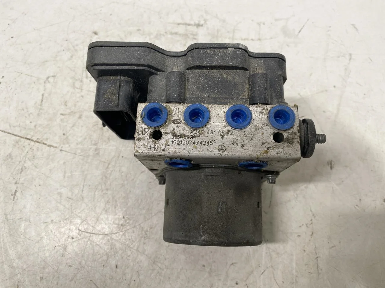 Mercedes B 180-200 W246/W242 2012-19 ABS hidraulika egység (tömb) nézet 2