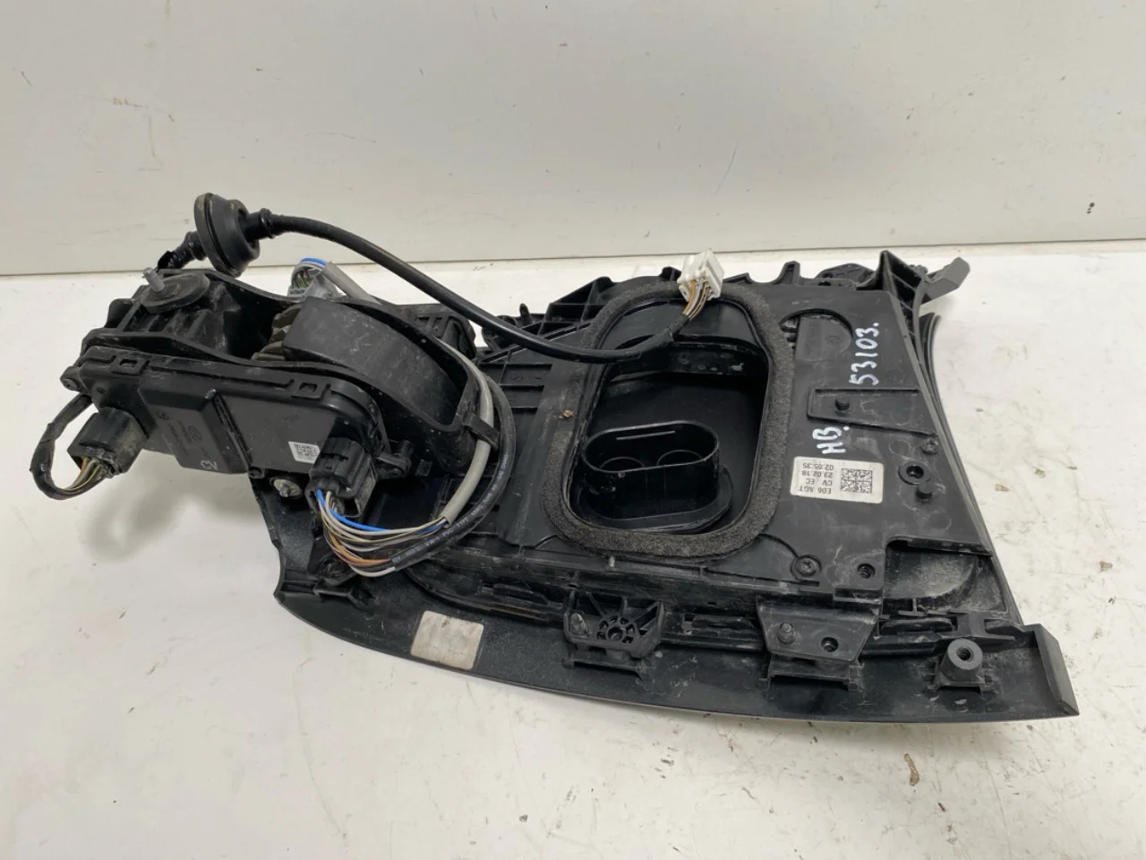 Kia EV6 2022- Capac port încărcare, electric / hibrid vedere 2