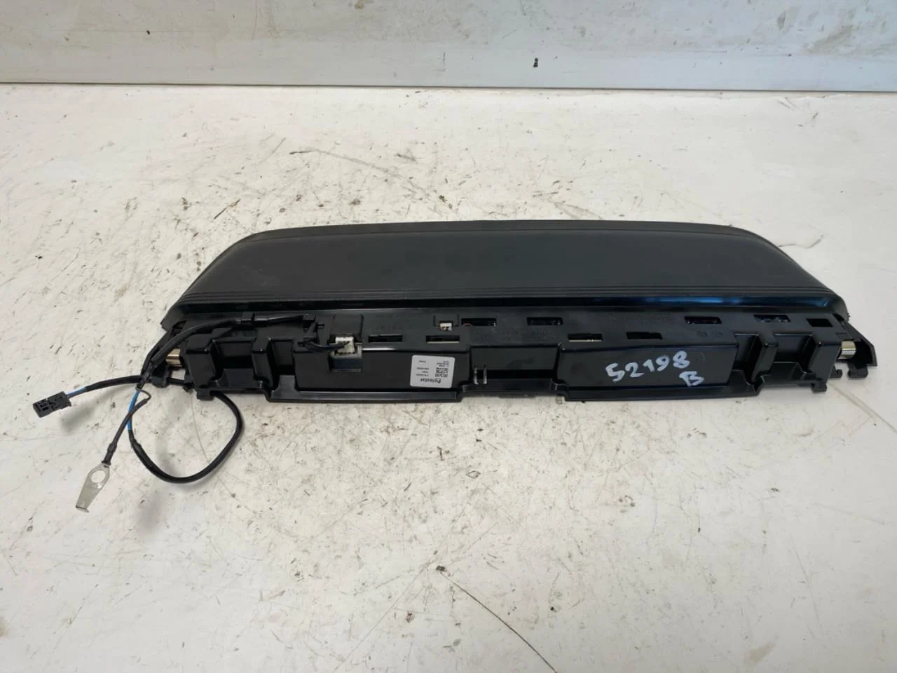 Polestar 2 2020- Rear window brake light view 2