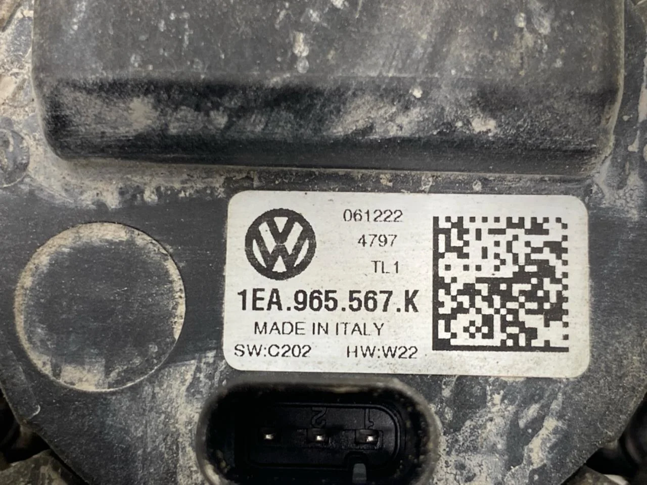 Volkswagen ID BUZZ/CARGO 2022- Keringtetőszivattyú nézet 3