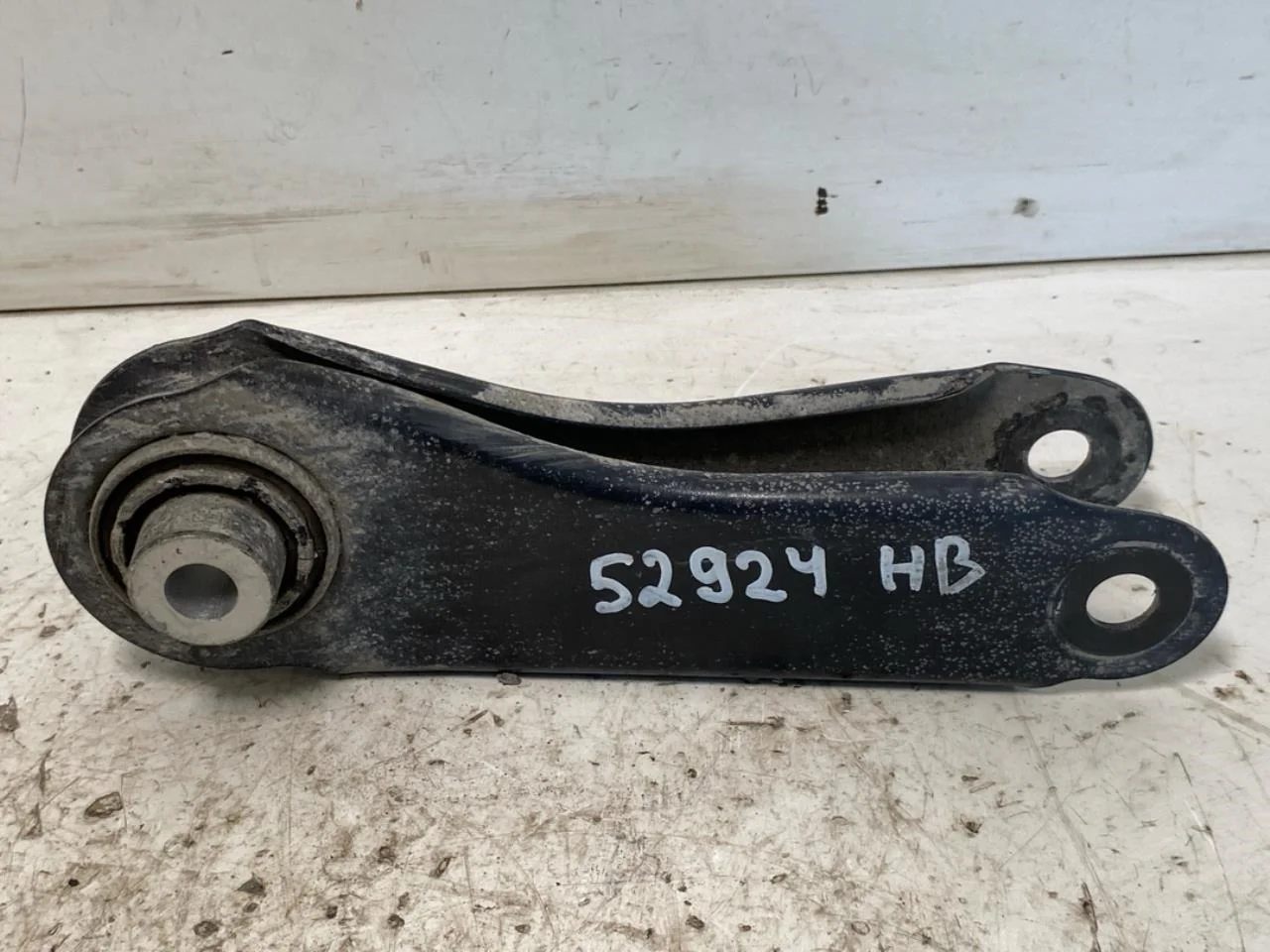 Volkswagen ID BUZZ/CARGO 2022- Control arm, rear right