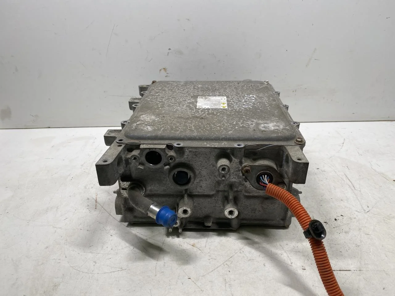 Peugeot PARTNER 2016-18 Invertor, 12-220V