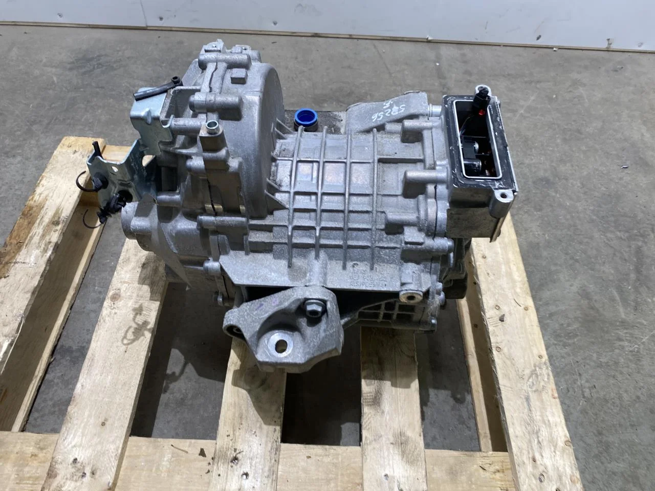 Volkswagen ID.7 TOURER 2024-> Elektromos motor, első
