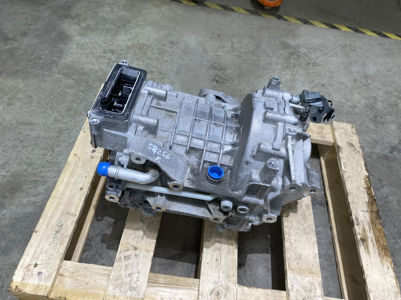 Volkswagen ID.7 TOURER 2024-> Elektromos motor, első nézet 3