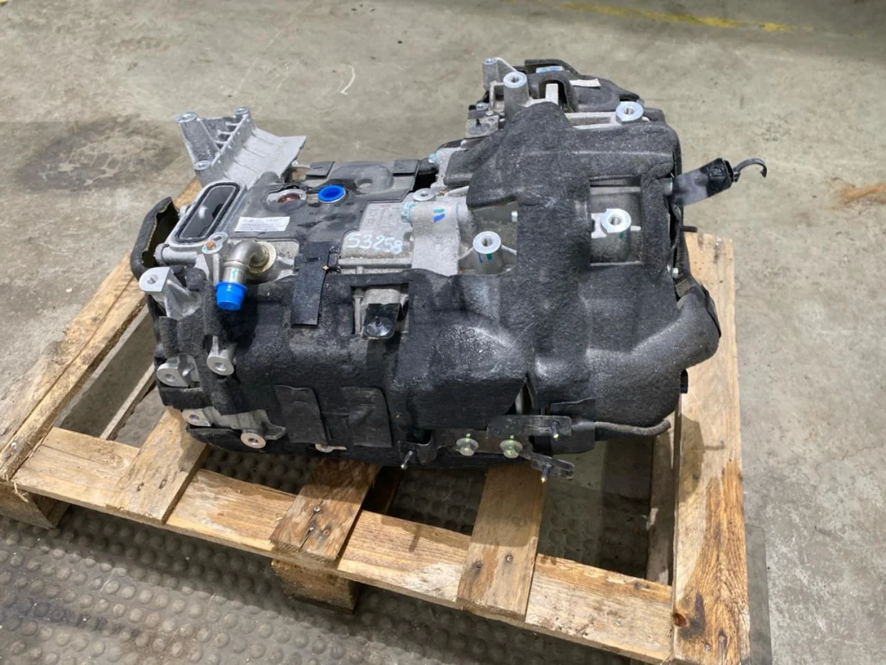 Hongqi E-HS9 2022- Elektromos motor, első nézet 4