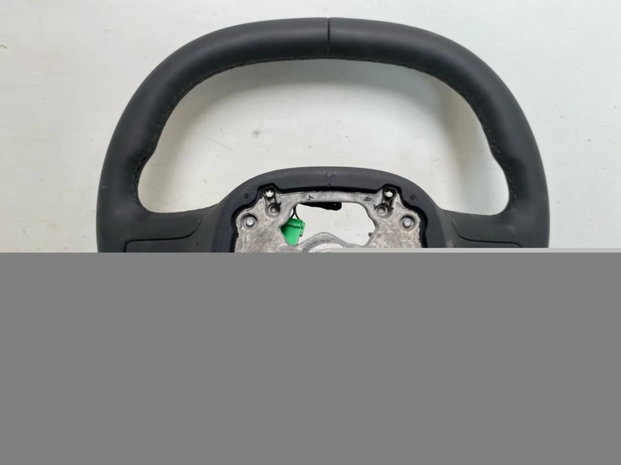 Volvo EX30 2024- Steering wheel view 2