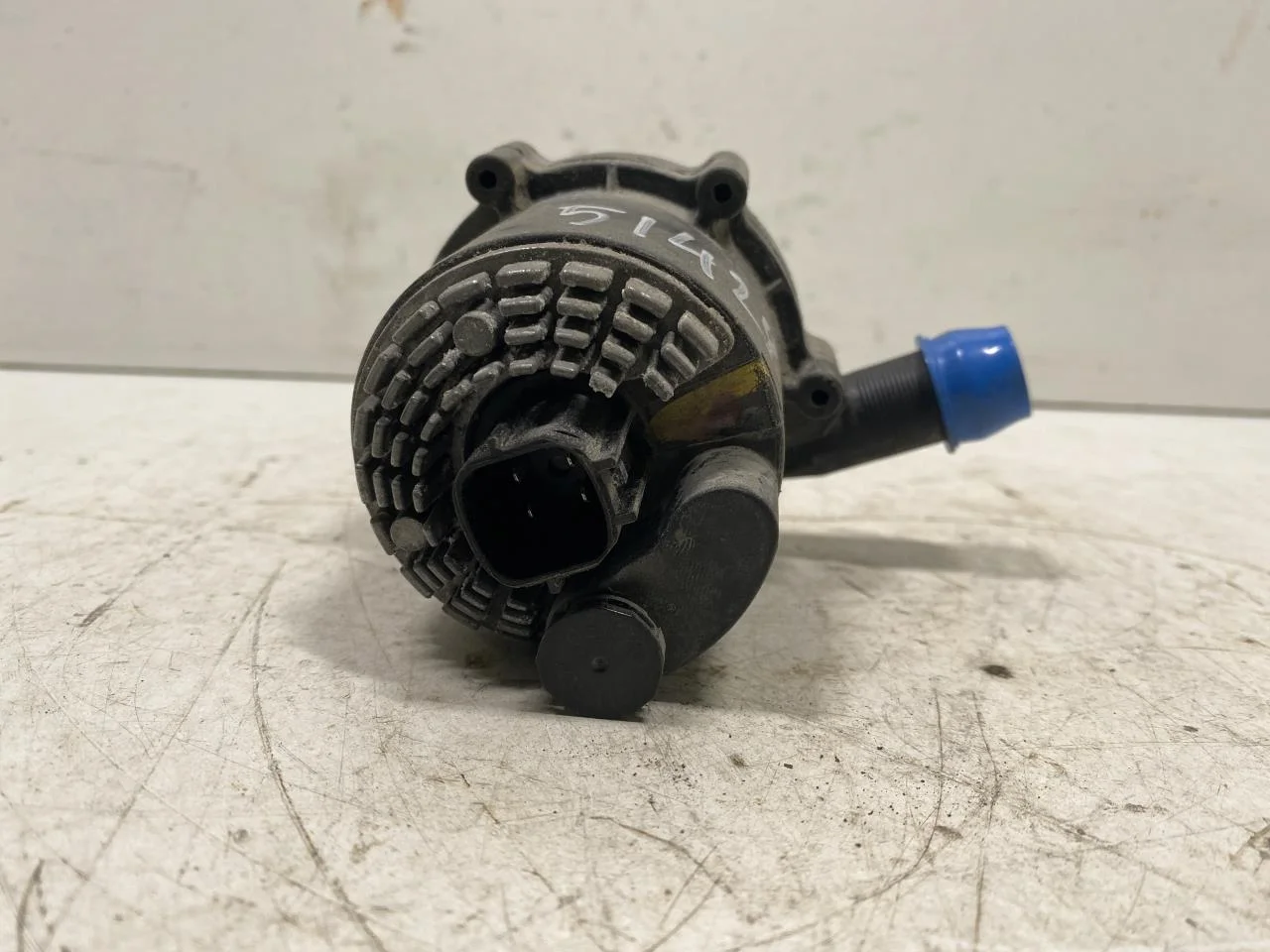 Mercedes B 180-200 W246/W242 2012-19 Keringtetőszivattyú nézet 3