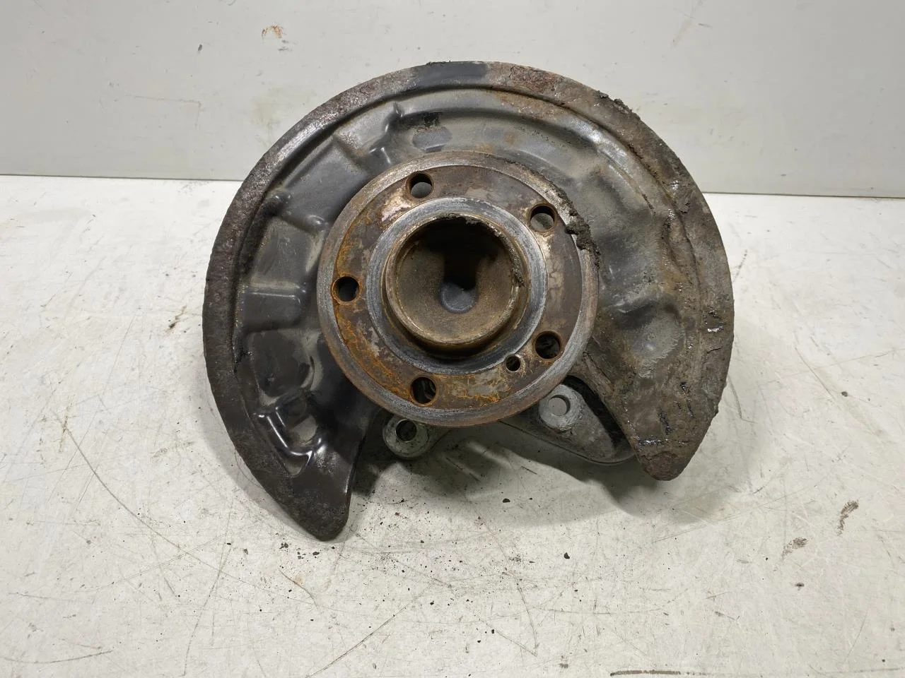 Mercedes B 180-200 W246/W242 2012-19 Csonkállvány, jobb hátsó