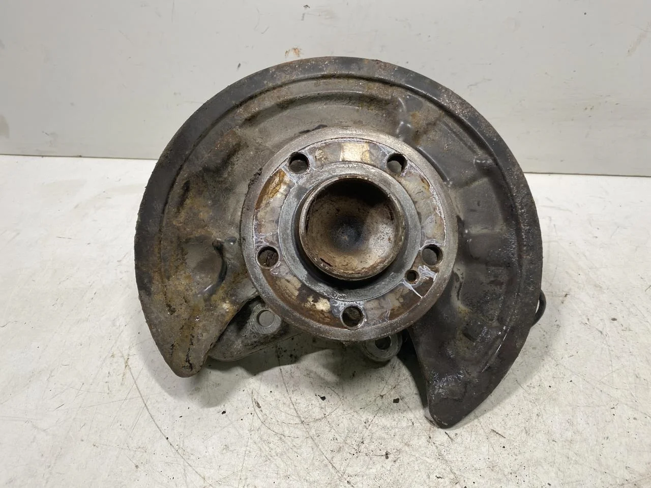 Mercedes B 180-200 W246/W242 2012-19 Csonkállvány, bal hátsó