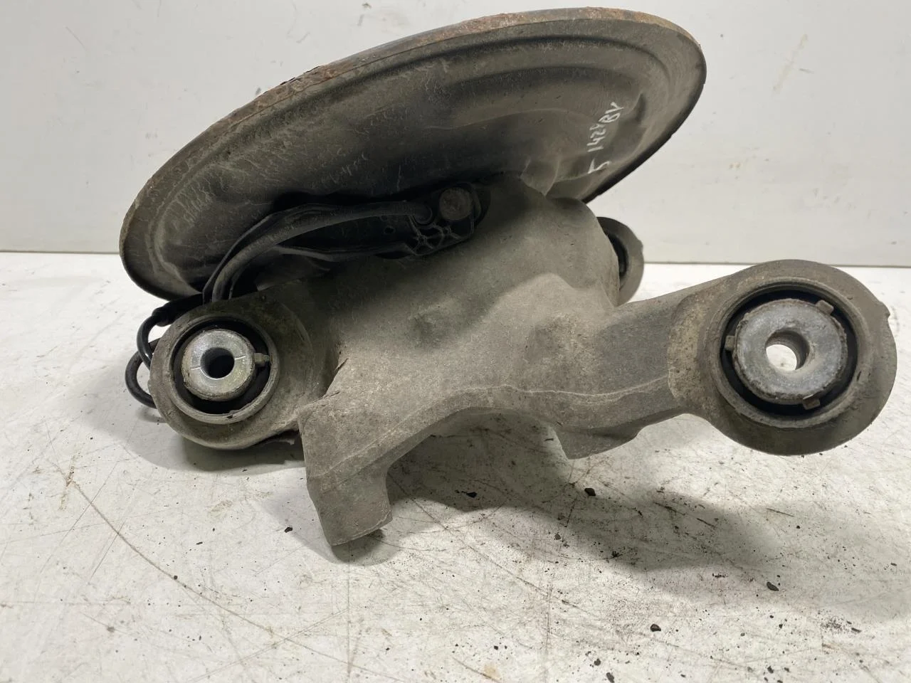 Mercedes B 180-200 W246/W242 2012-19 Csonkállvány, bal hátsó nézet 2