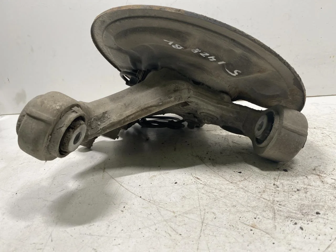 Mercedes B 180-200 W246/W242 2012-19 Csonkállvány, bal hátsó nézet 3