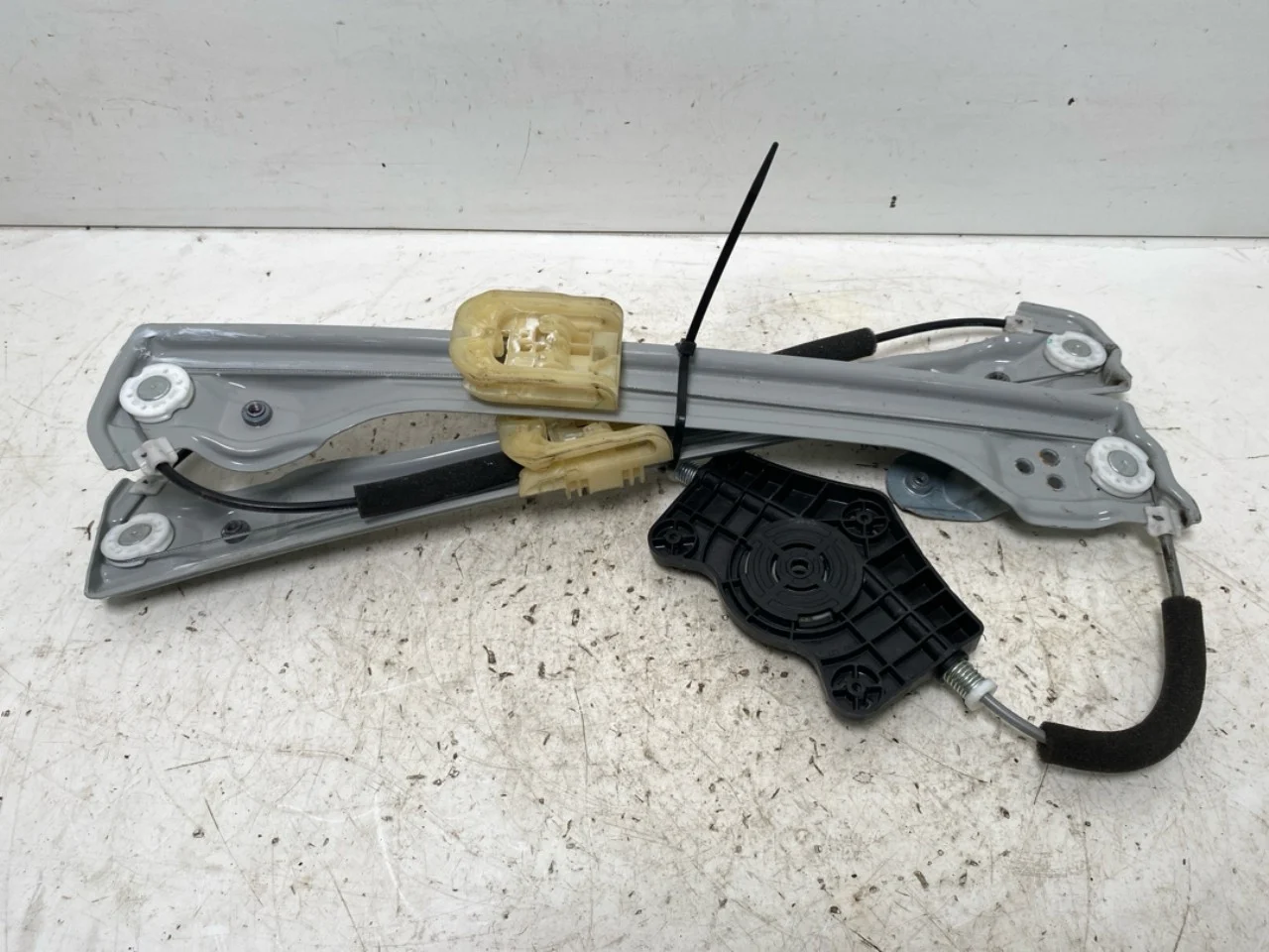 Hongqi E-HS9 2022- Electric window regulator, complete