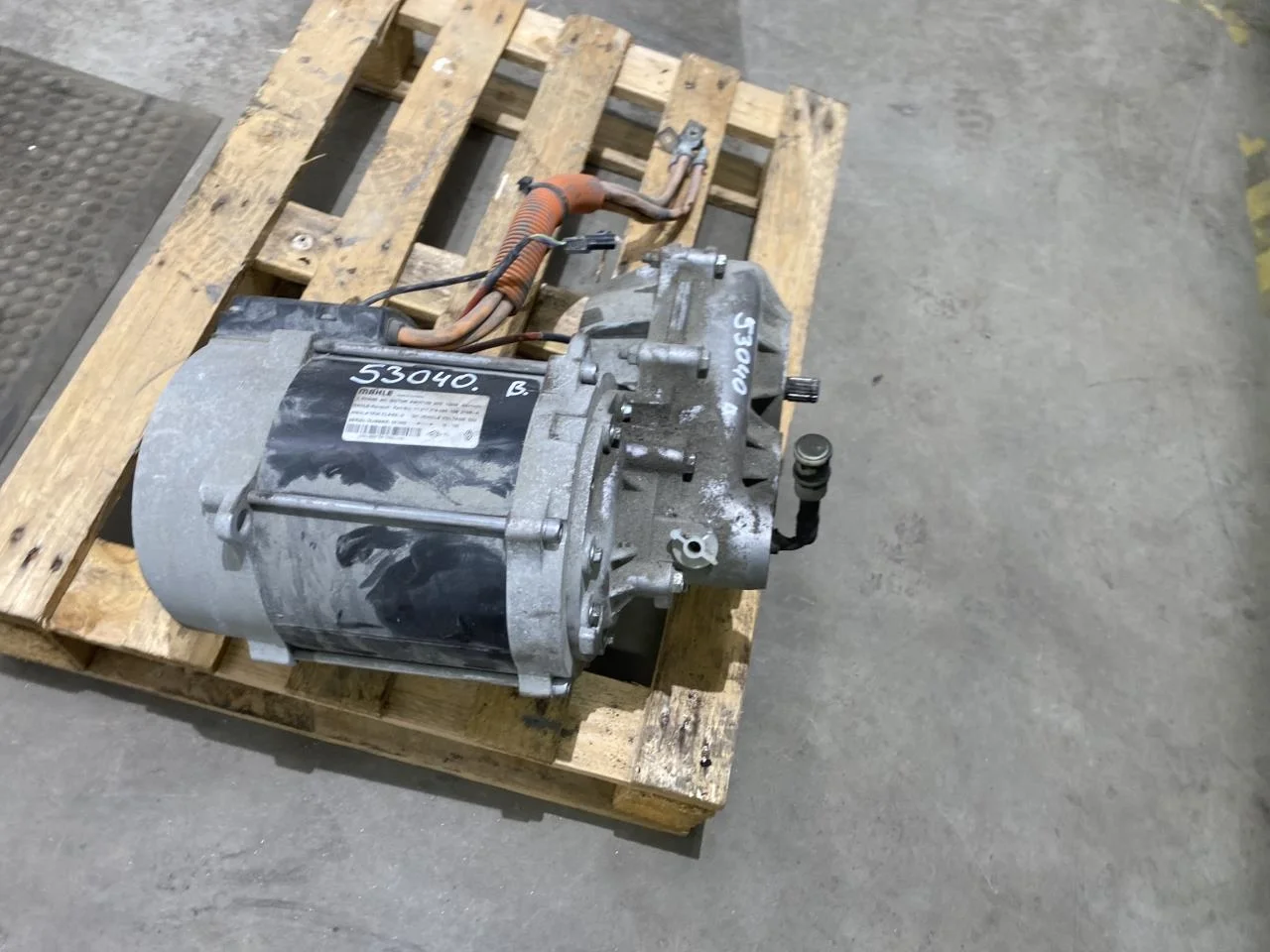 Renault TWIZY Elektromos motor, hátsó nézet 2