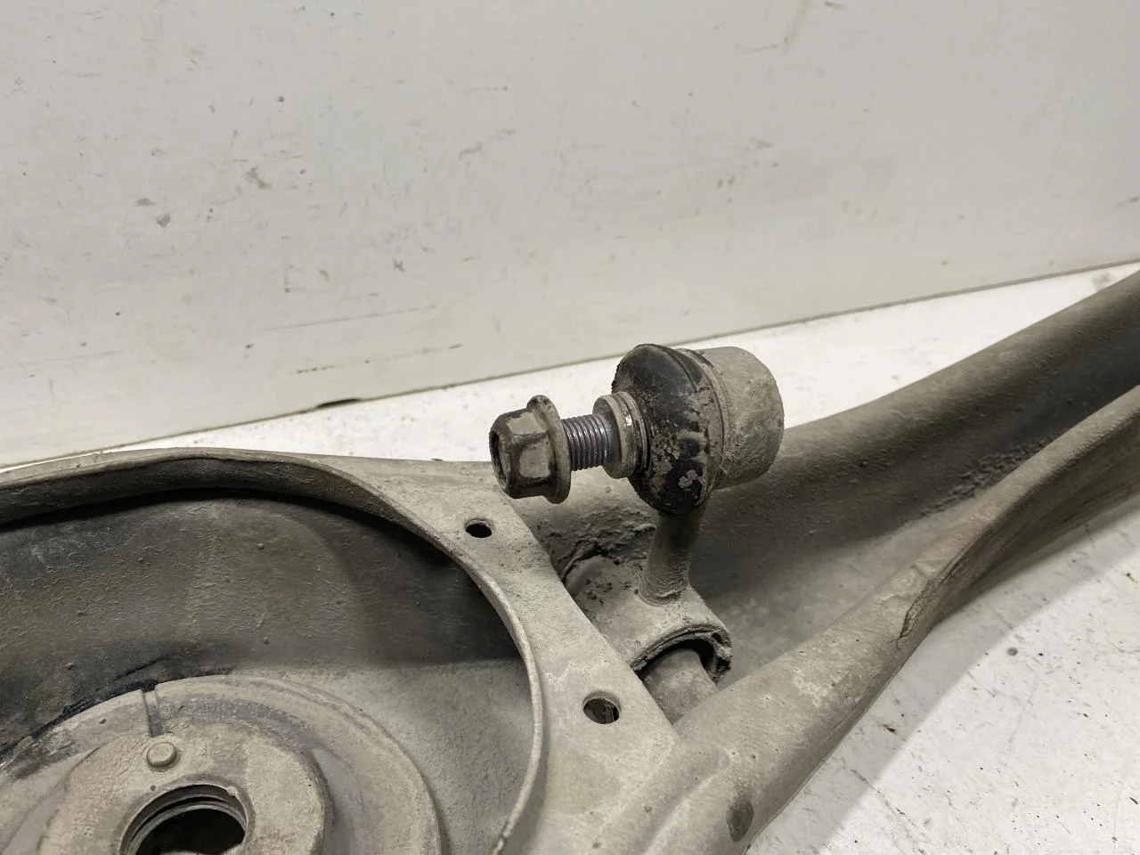 Kia SOUL 2009- Control arm, rear left view 2
