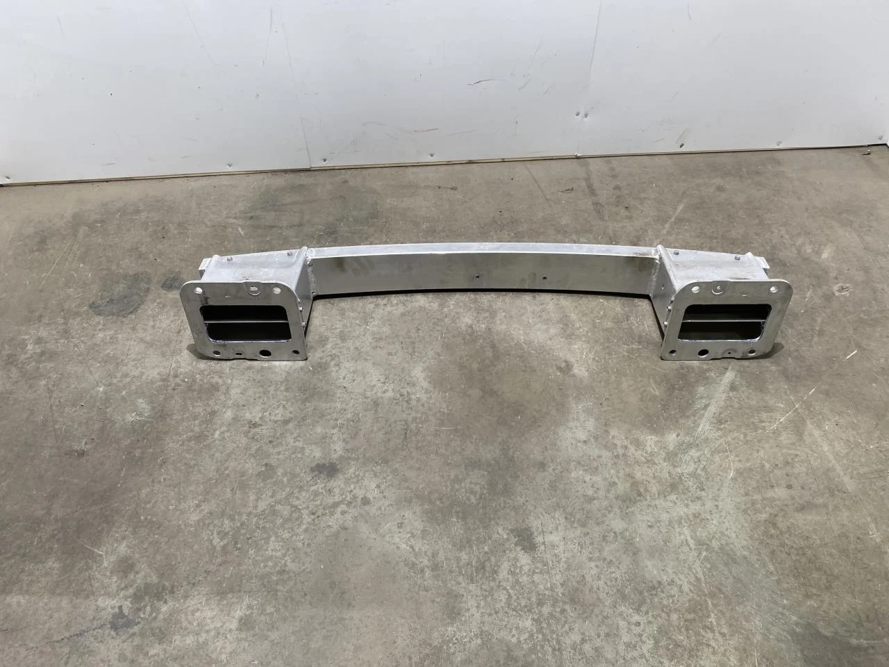 Hyundai IONIQ 5 NE 2022- Bumper reinforcement beam, front view 2
