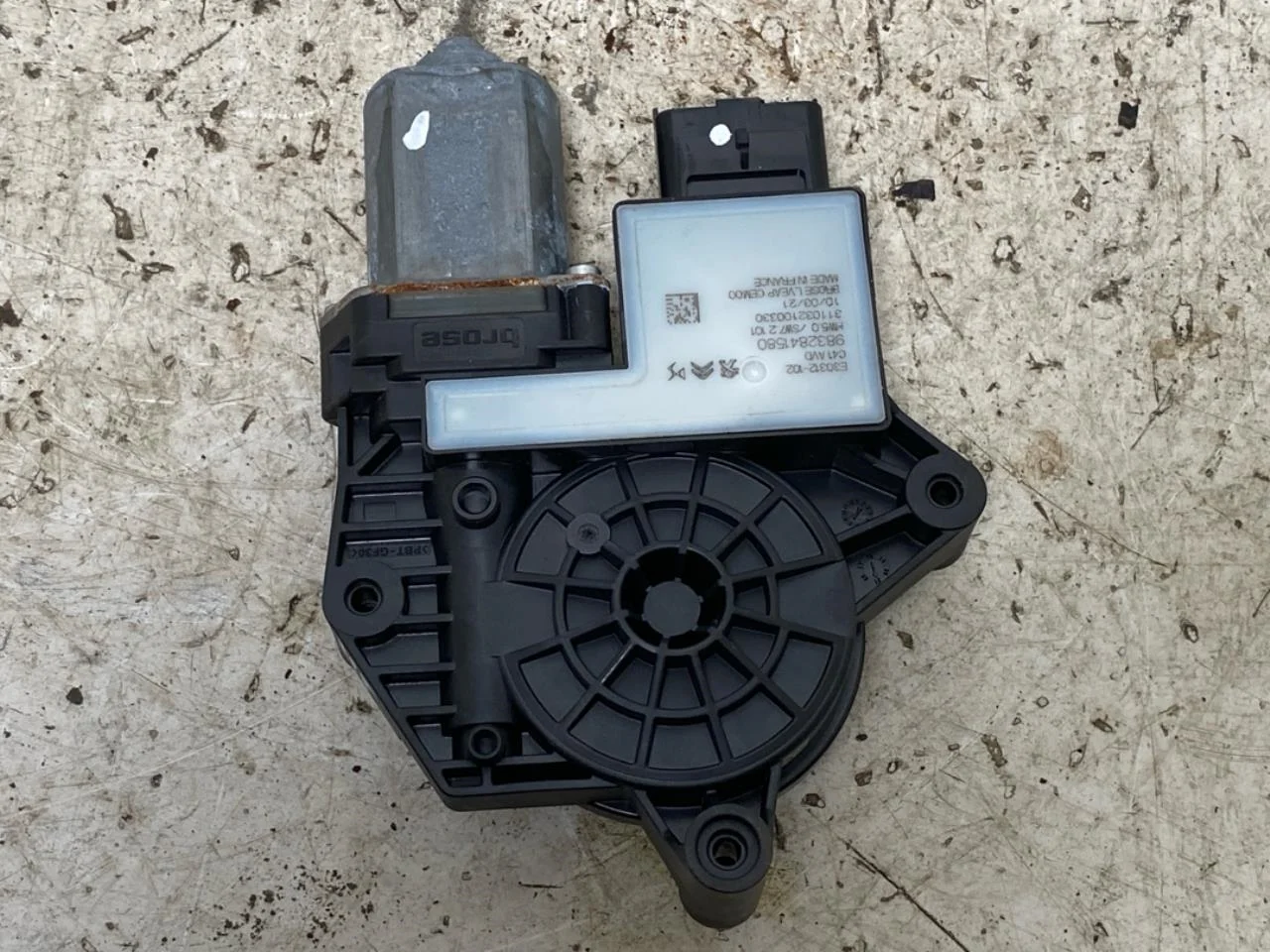 Citroen C4/E-C4 C4X/E-C4X 21->> Window regulator motor view 2