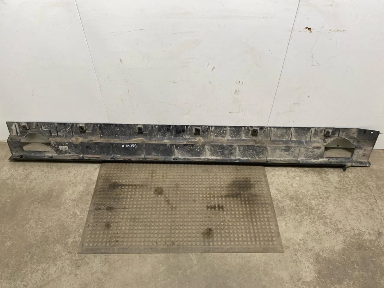 BMW I3 I01 2013-22 Küszöb burkolat, jobb nézet 2