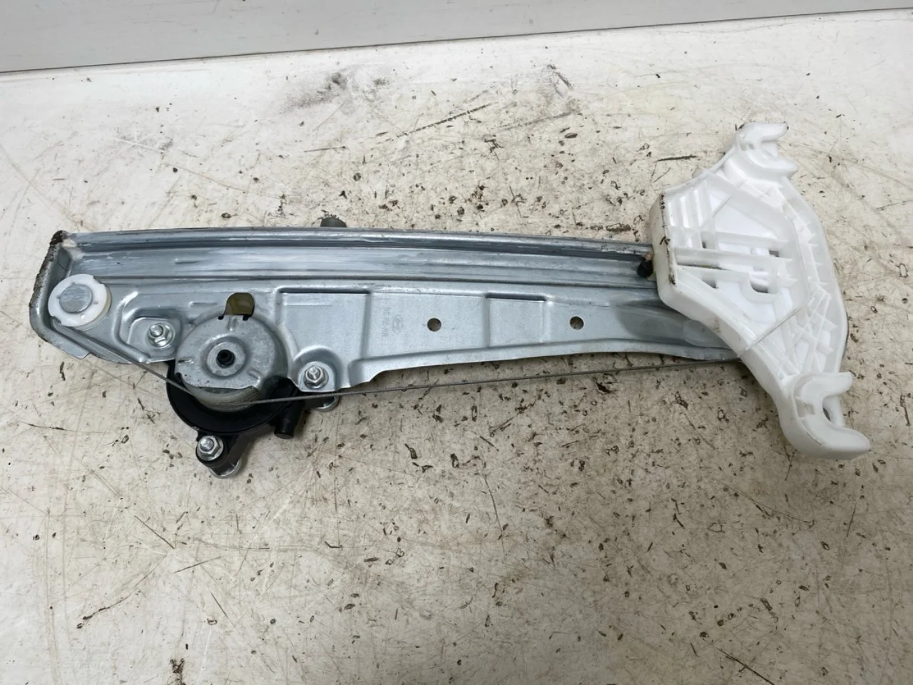 Hyundai IONIQ 5 NE 2022- Electric window regulator, complete view 2