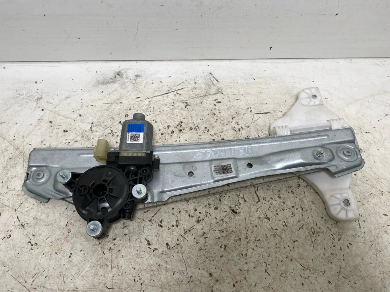 Hyundai IONIQ 5 NE 2022- Electric window regulator, complete