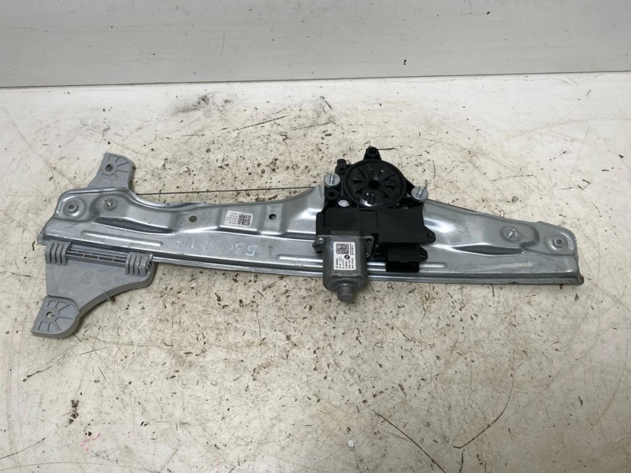 Hyundai IONIQ 5 NE 2022- Electric window regulator, complete