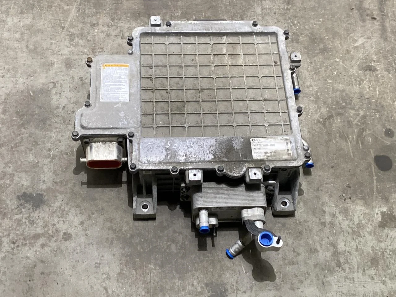 Kia SOUL 2009- Invertor, 12-220V