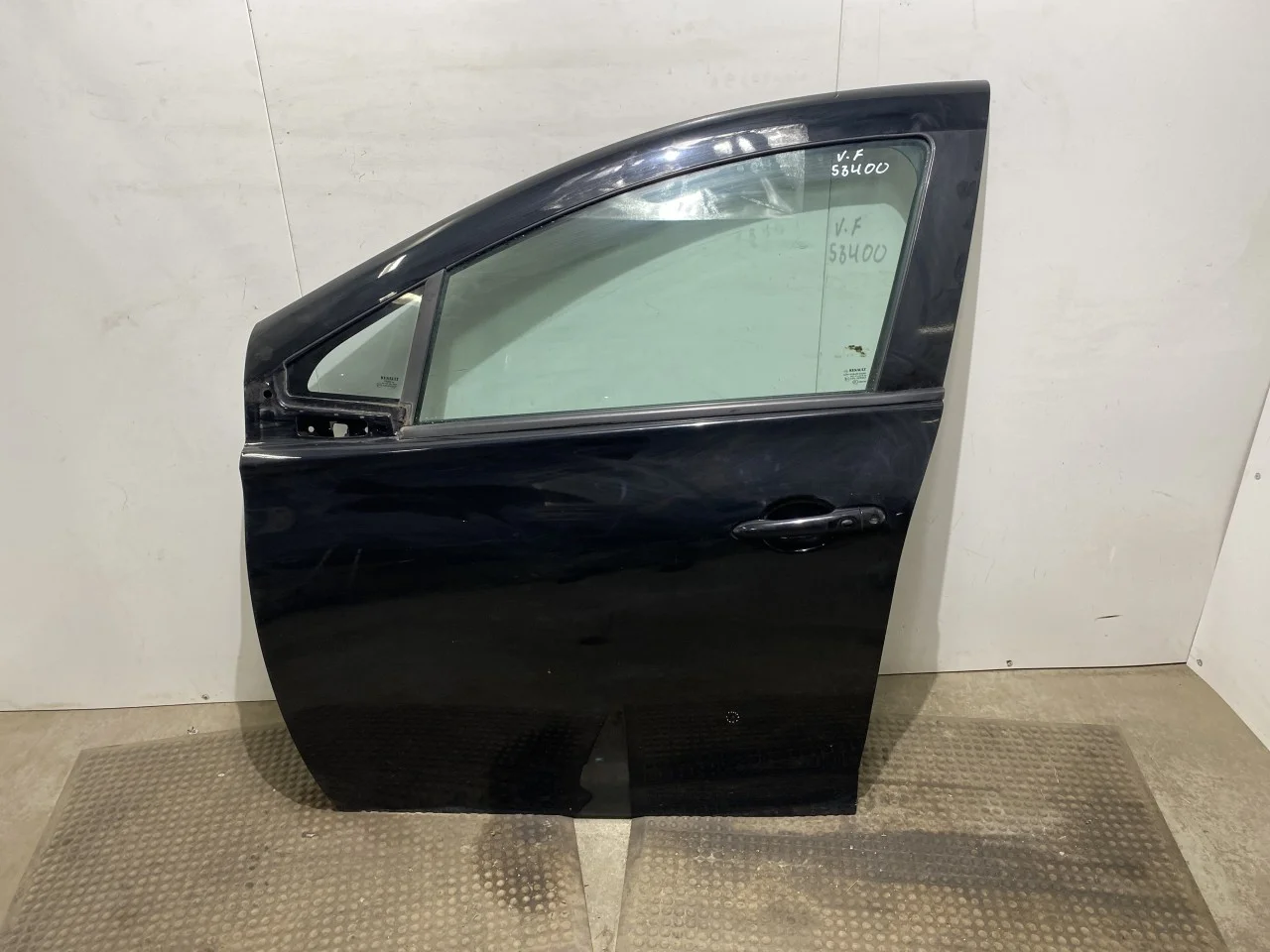 Renault ZOE/E- TECH 2013--> Ajtó, 4 ajtós, első, bal