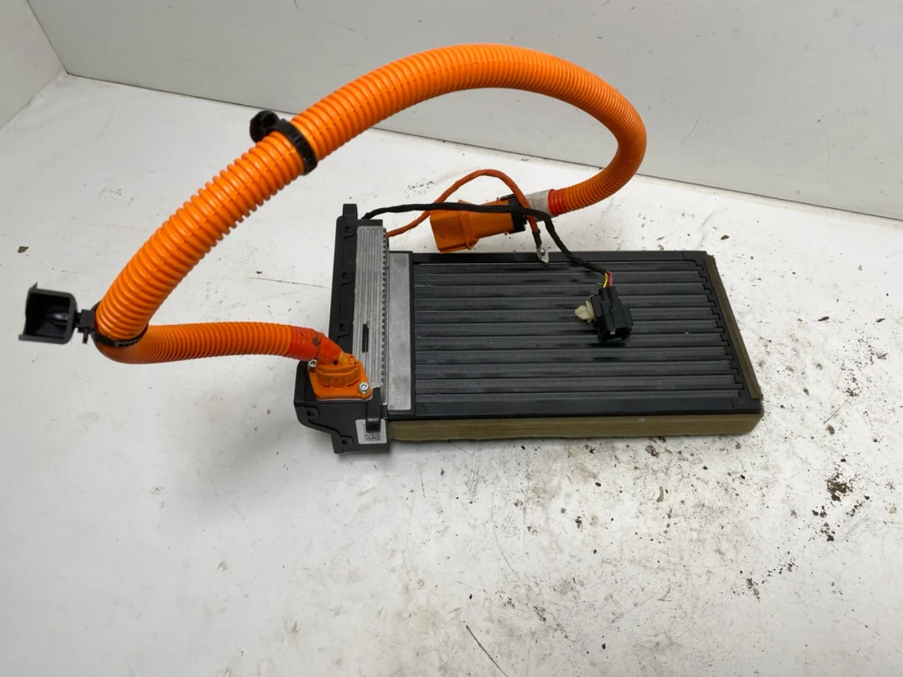 Hyundai IONIQ 5 NE 2022- Heater matrix, electric view 3