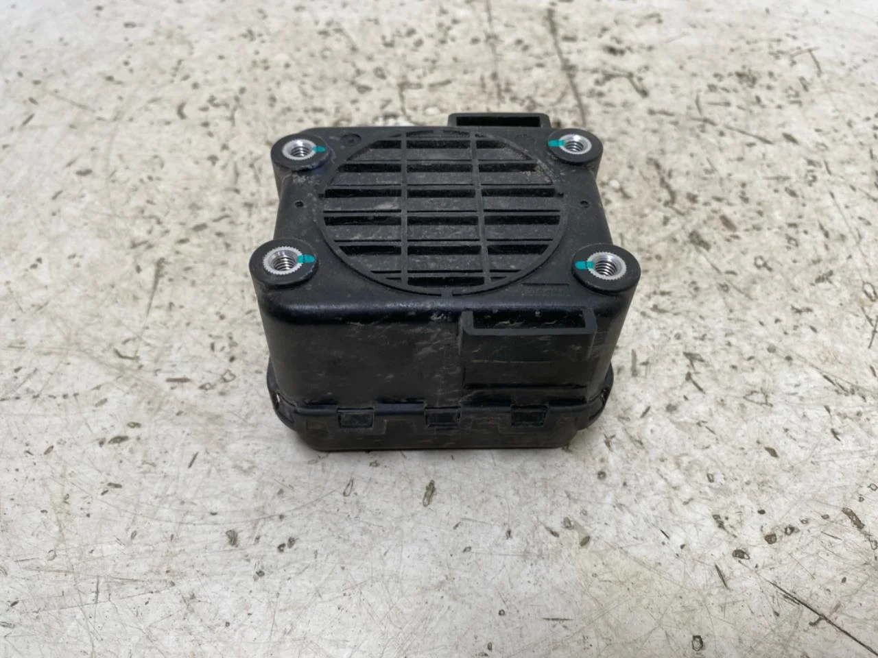Difuzor sunet motor vedere 2