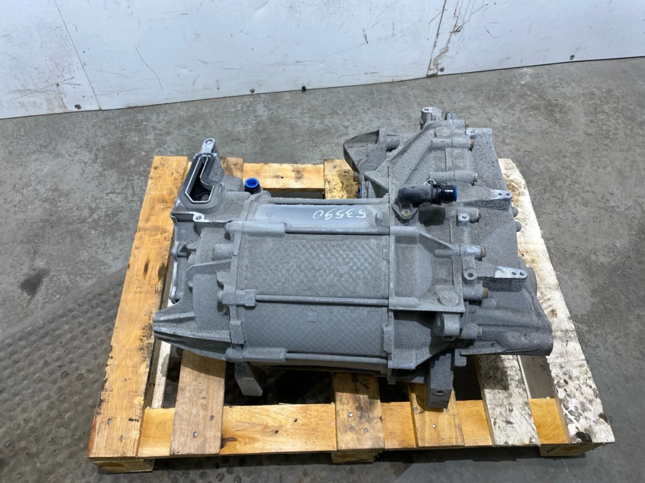 Volkswagen ID.3 2021- Rear electric motor