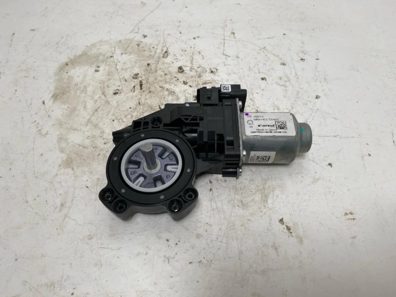 Xpeng G6 2024-> Ablakemelő motor