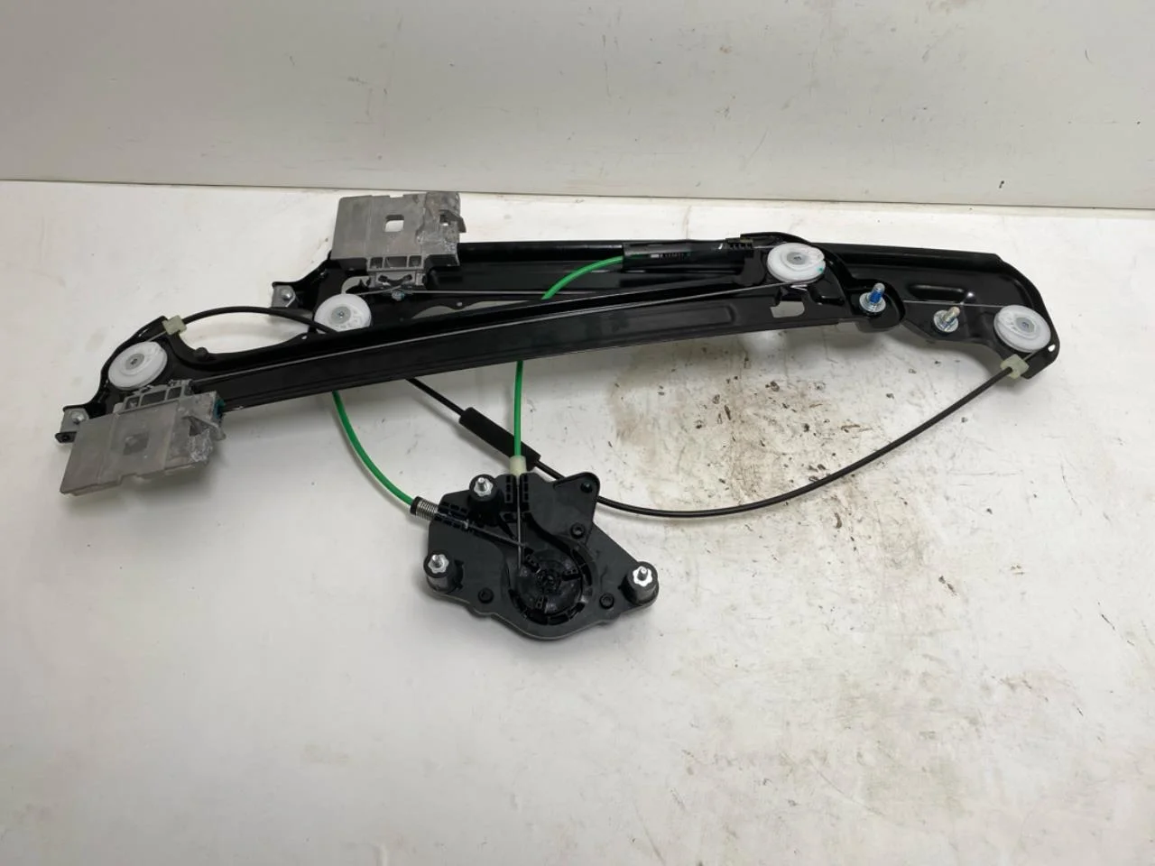 Xpeng G6 2024-> Electric window regulator, complete view 2