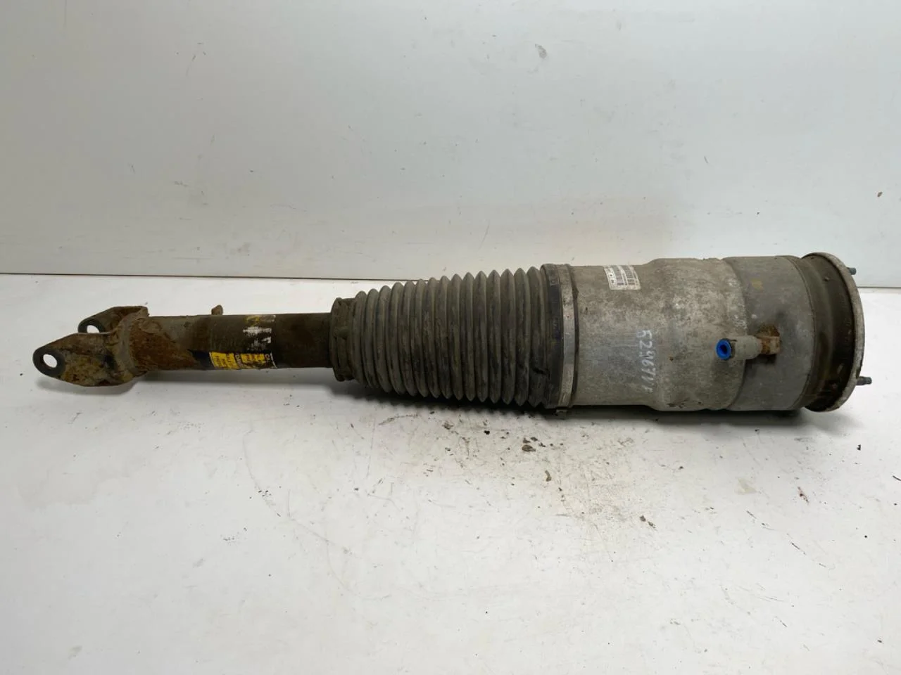 Tesla MODEL S 2013- Air spring bellows / air cushion, level control