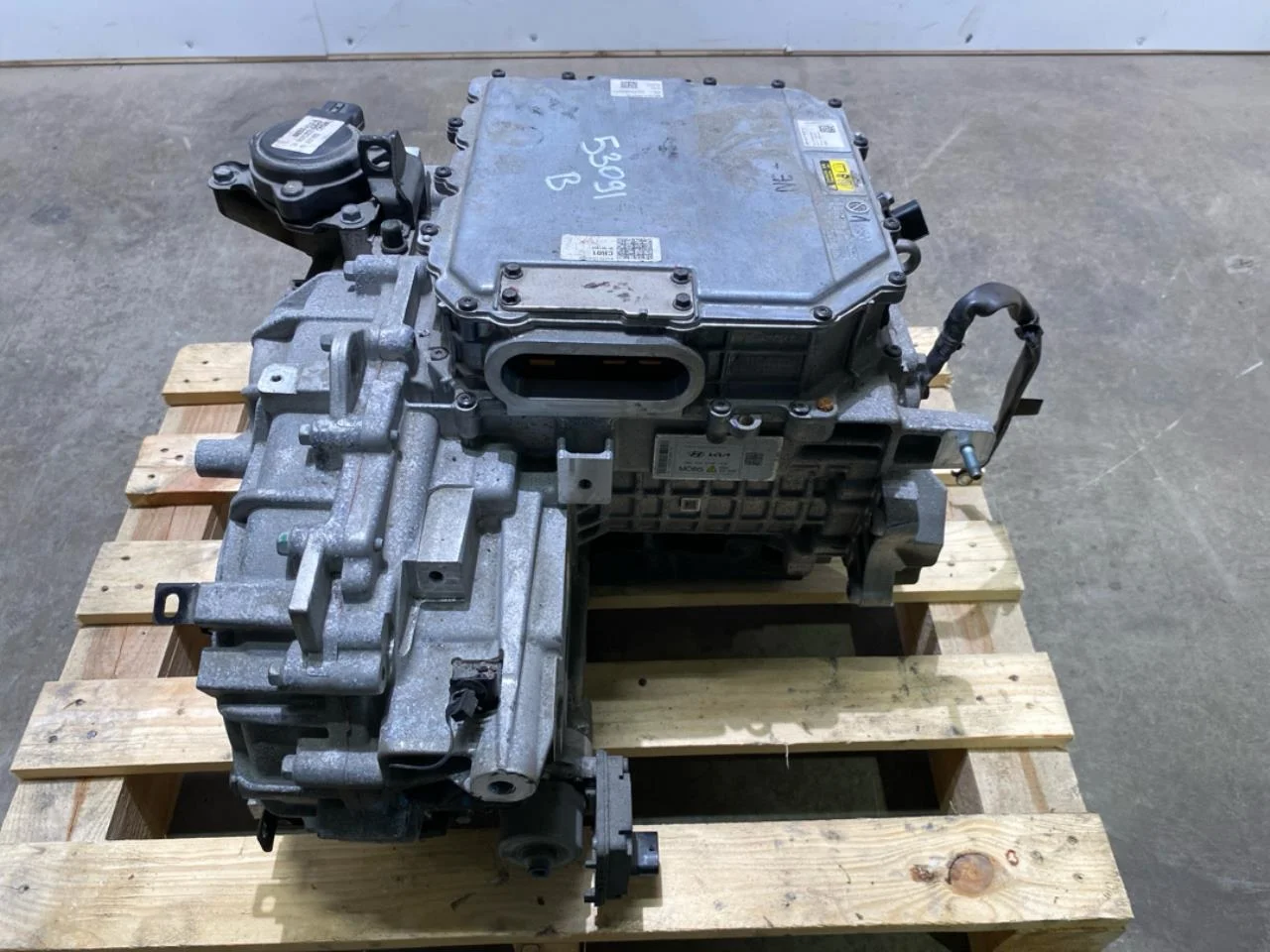 Hyundai IONIQ 5 NE 2022- Elektromos motor, hátsó